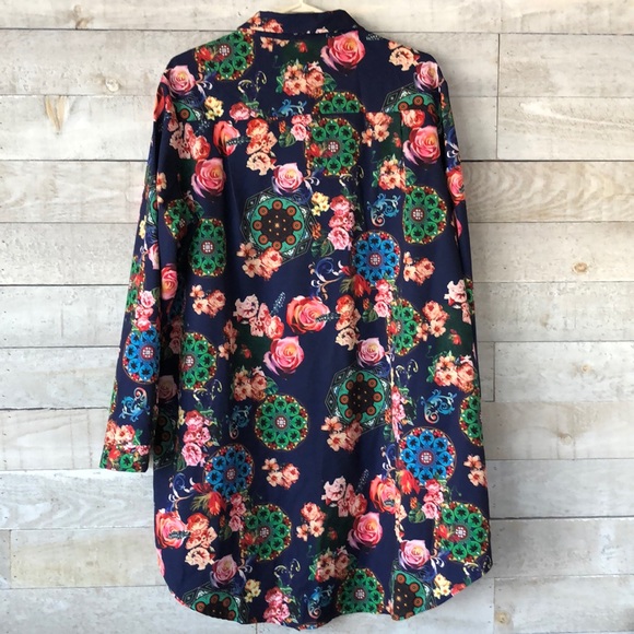 Cheery floral mandala long blouse - Picture 2 of 6